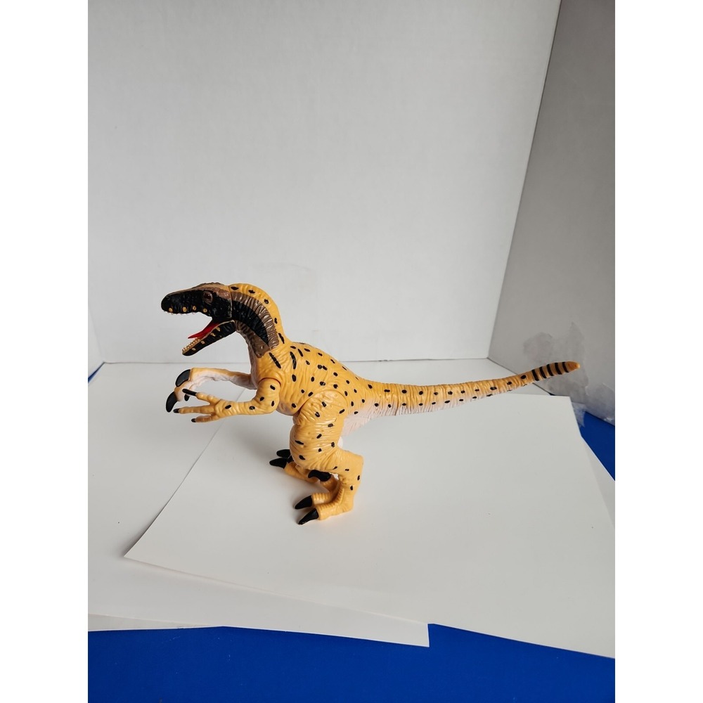 Terra by Battat Electronic Dinosaur Light & Sound Utahraptor Action FIgure